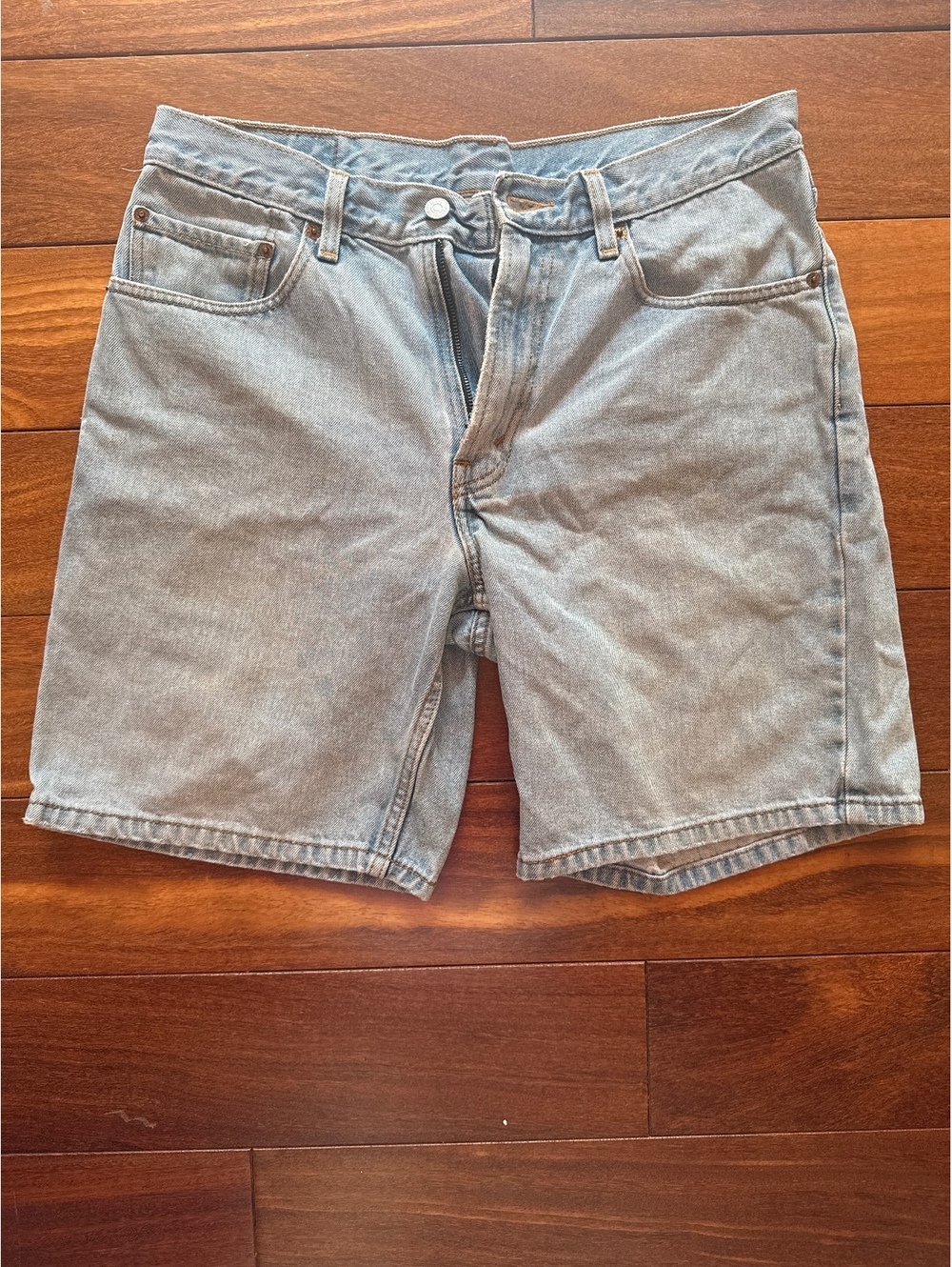 Levi’s 550 Shorts Size 33
